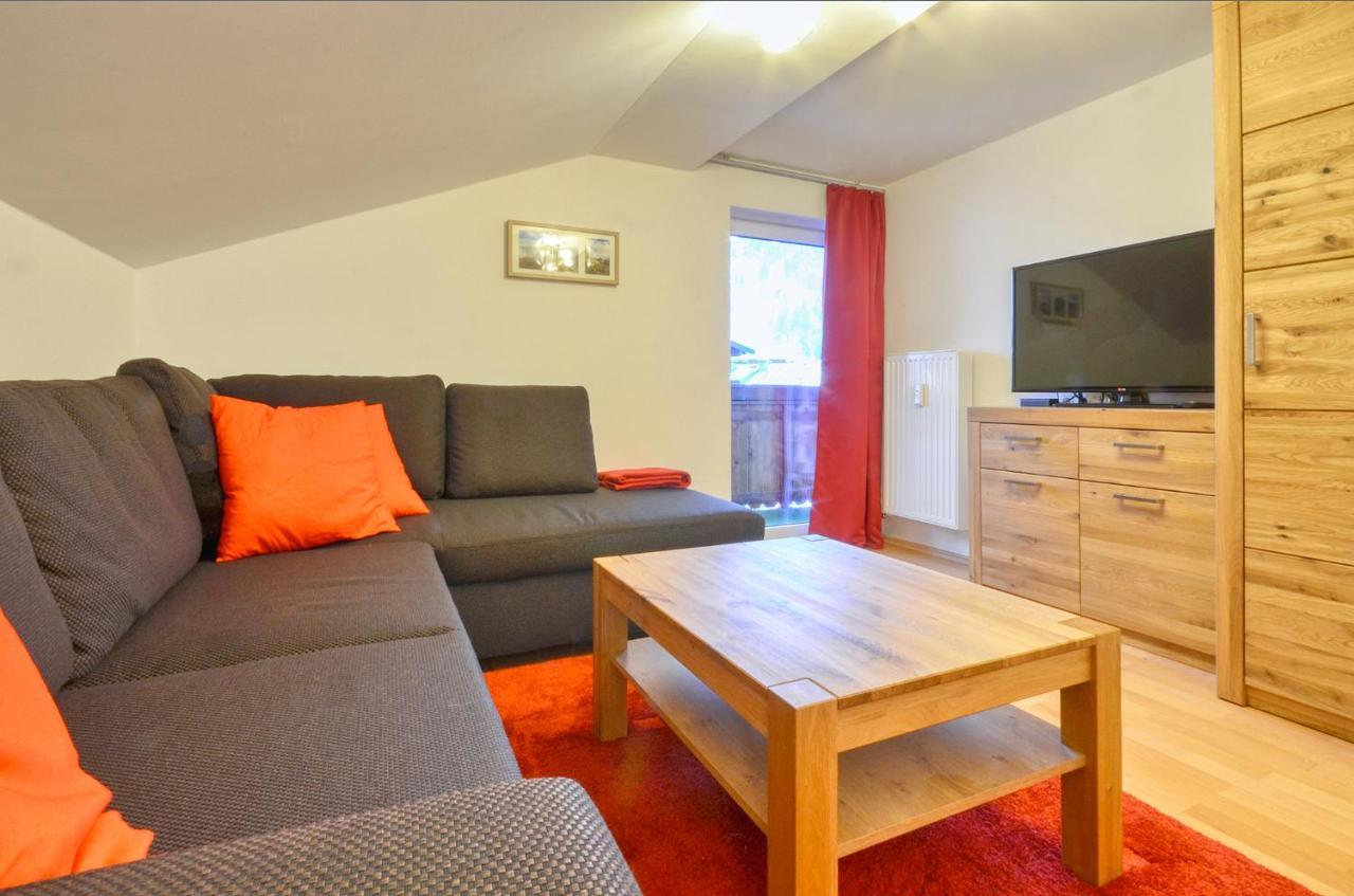 Apartment Lisa - By Alpen Apartments Zell am See Exterior photo